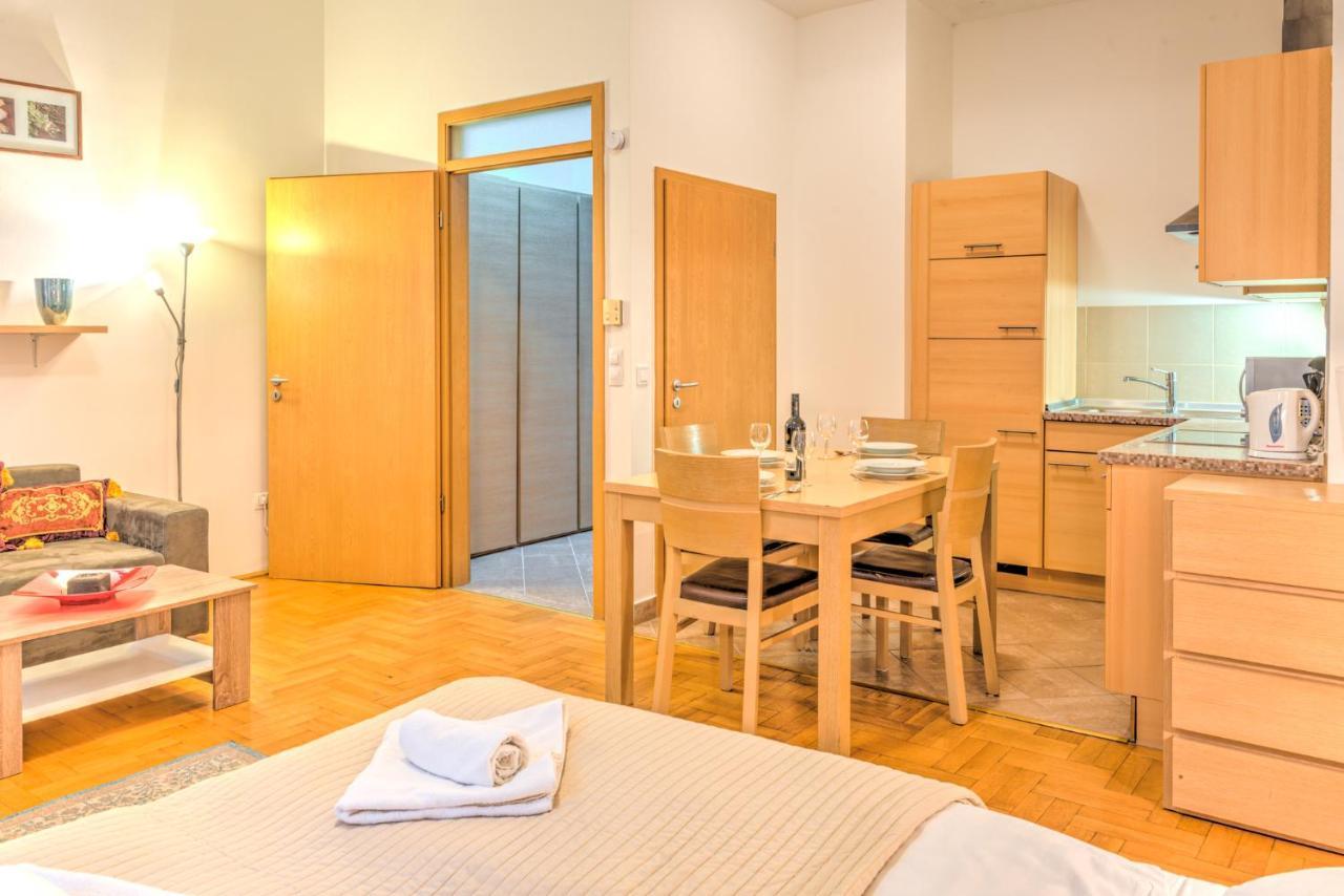 Central Capital Apartments Βουδαπέστη Εξωτερικό φωτογραφία